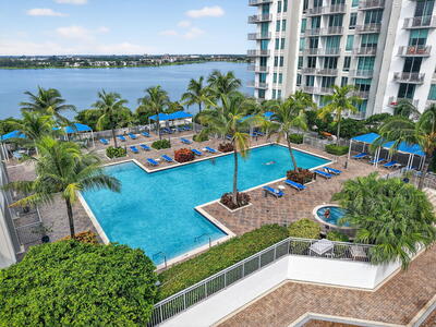 300 S Australian Avenue, West Palm Beach, FL 33401