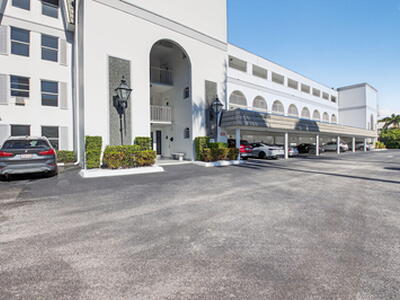 800 E Camino Real, Boca Raton, FL 33432