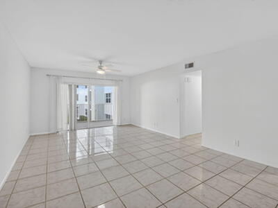 800 E Camino Real, Boca Raton, FL 33432