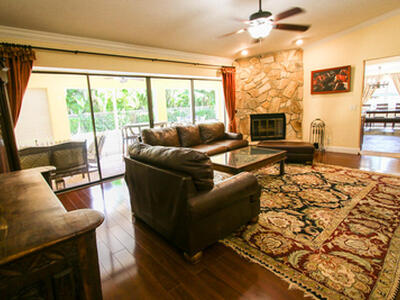 2099 Greenview Cove Drive, Wellington, FL 33414