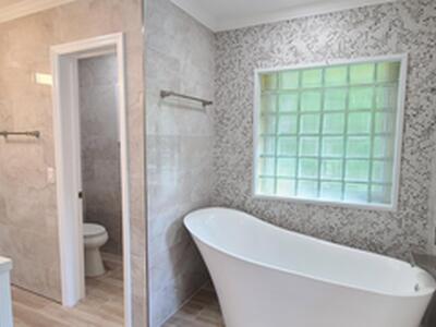 2099 Greenview Cove Drive, Wellington, FL 33414