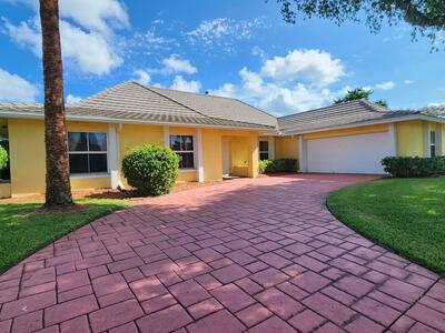 2099 Greenview Cove Drive, Wellington, FL 33414