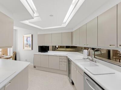 100 Lakeshore Drive, North Palm Beach, FL 33408