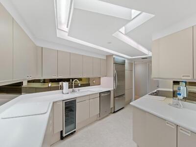 100 Lakeshore Drive, North Palm Beach, FL 33408