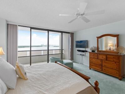 100 Lakeshore Drive, North Palm Beach, FL 33408