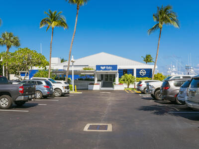 100 Lakeshore Drive, North Palm Beach, FL 33408