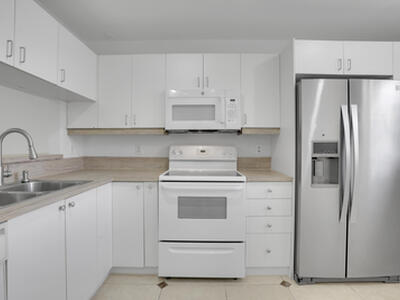 315 NW 36th Avenue, Deerfield Beach, FL 33442