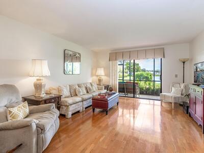 140 Lake Nancy 113 Lane, West Palm Beach, FL 33411