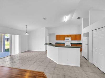 446 SW South Quick Circle, Port Saint Lucie, FL 34953