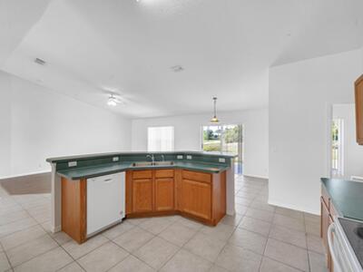 446 SW South Quick Circle, Port Saint Lucie, FL 34953