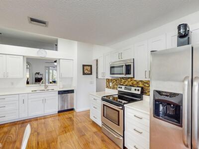 2690 S Linkside Drive, Wellington, FL 33414