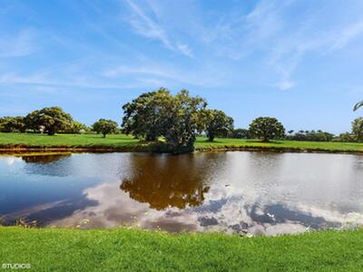 2690 S Linkside Drive, Wellington, FL 33414