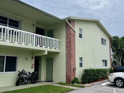 658 NE 6th Court, Boynton Beach, FL 33435