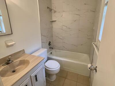 658 NE 6th Court, Boynton Beach, FL 33435