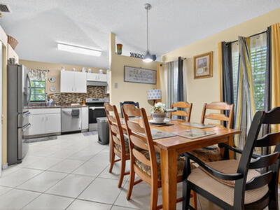 6877 3rd Street, Jupiter, FL 33458