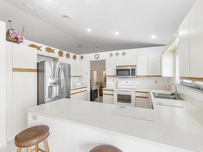 9525 El Clair Ranch Rd Road, Boynton Beach, FL 33435