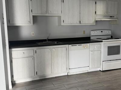 1850 Fairview Villas Drive, West Palm Beach, FL 33406