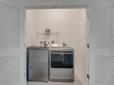 930 SW Prairie Avenue, Palm City, FL 34990