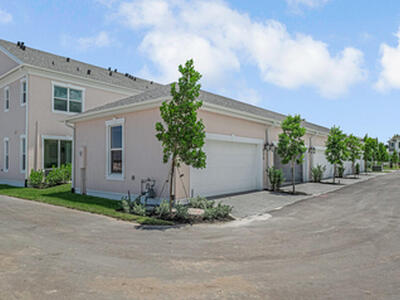 930 SW Prairie Avenue, Palm City, FL 34990