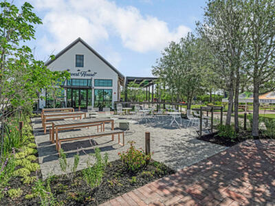 930 SW Prairie Avenue, Palm City, FL 34990