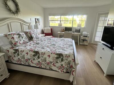 3661 Via Poinciana, Lake Worth, FL 33467