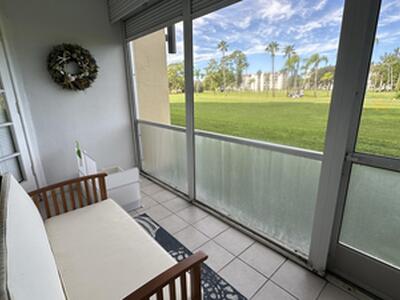 3661 Via Poinciana, Lake Worth, FL 33467