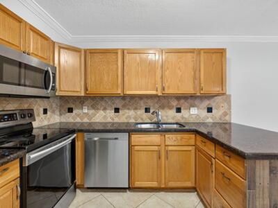 1590 Forest Lakes Circle, West Palm Beach, FL 33406