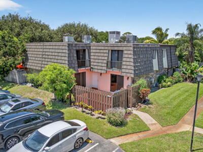 1590 Forest Lakes Circle, West Palm Beach, FL 33406