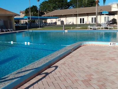 225 Bonnie Boulevard, Palm Springs, FL 33461