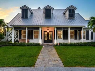 1702 Clydesdale Avenue