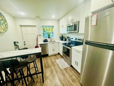 1702 Clydesdale Avenue