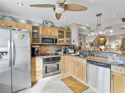 2725 NE 15th Street, Pompano Beach, FL 33062