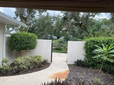 535 Flamevine Lane, Vero Beach, FL 32963