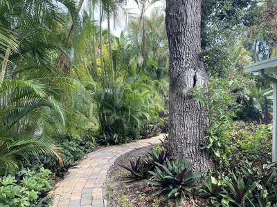 535 Flamevine Lane, Vero Beach, FL 32963