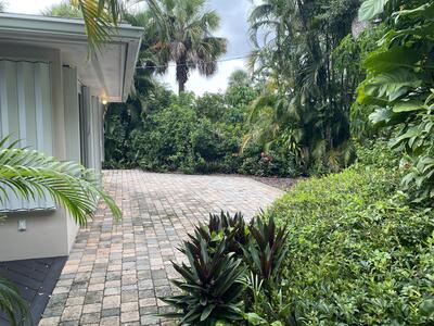 535 Flamevine Lane, Vero Beach, FL 32963