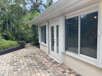 535 Flamevine Lane, Vero Beach, FL 32963