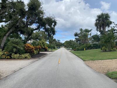 535 Flamevine Lane, Vero Beach, FL 32963