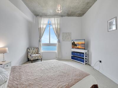 300 S Australian Avenue, West Palm Beach, FL 33401