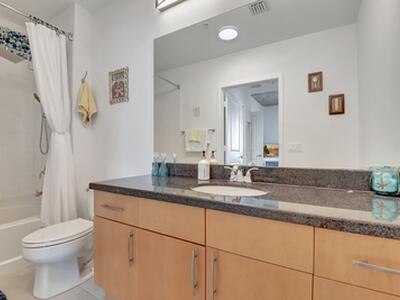 300 S Australian Avenue, West Palm Beach, FL 33401