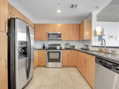 300 S Australian Avenue, West Palm Beach, FL 33401