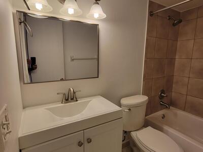 500 Village Green Circle W, Palm Springs, FL 33461