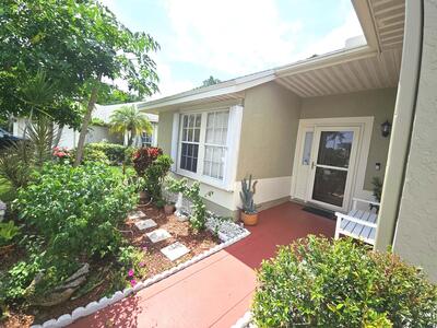 5 Heather Trace Drive, Boynton Beach, FL 33436