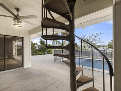 1750 SW Coxswain Place, Palm City, FL 34990