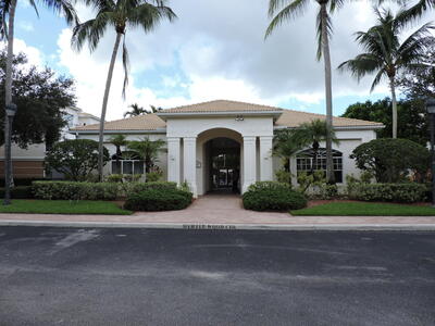 7305 Myrtlewood Circle W, Palm Beach Gardens, FL 33418