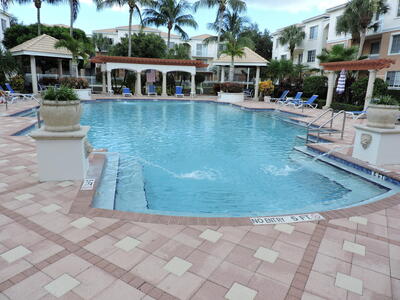 7305 Myrtlewood Circle W, Palm Beach Gardens, FL 33418