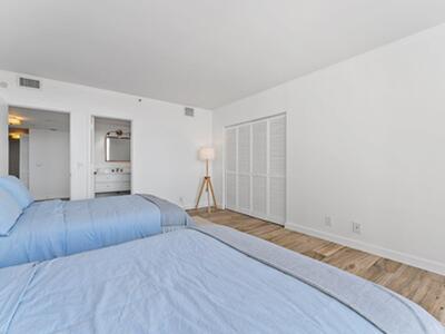 4000 N Ocean Drive, Singer Island, FL 33404