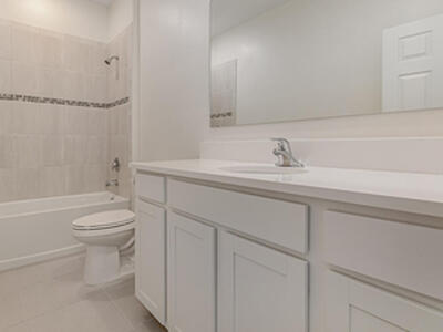 83 52nd Square, Vero Beach, FL 32968