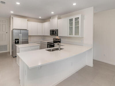 83 52nd Square, Vero Beach, FL 32968