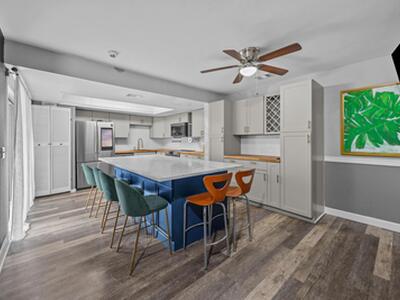 1520 Shaker Circle Circle