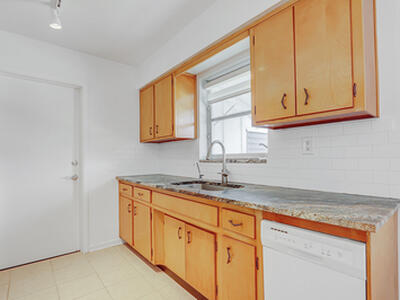 1952 Circle Drive, North Palm Beach, FL 33408